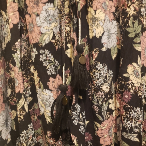 Boho Hi low floral smocked waist dress - Picture 4 of 5